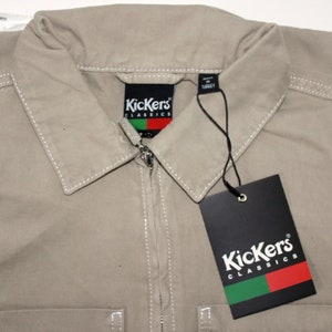 Monos Utility Kicker® para mujer: monos de estilo urbano para bloggers, para una variedad de ocasiones, desde el trabajo hasta el ocio, fiestas y festivales.