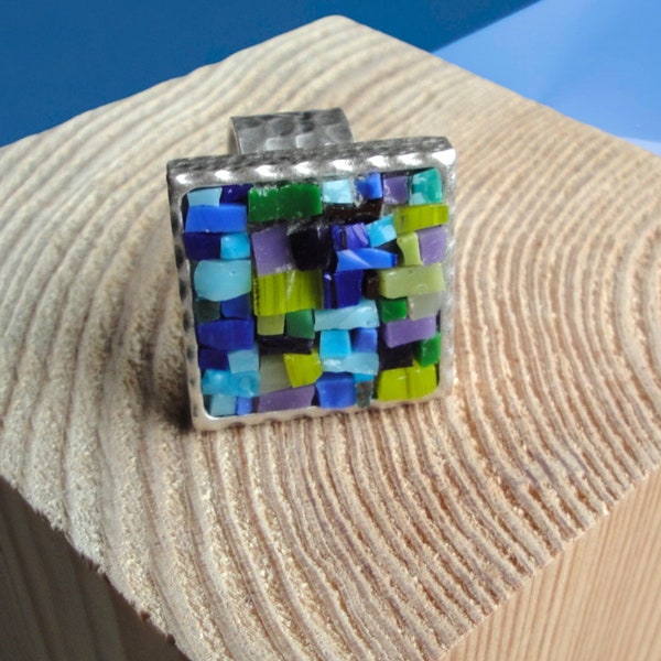 BAGUE CARRÉE (20 mm x 20 mm) en mosaïque de verre de Venise