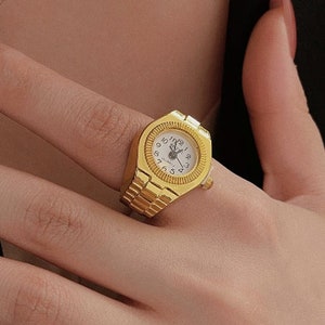 Mini Vintage Clock Finger Ring Unisex Watch Round Creative Quartz Watches Fashion Couple Watches Accessories image 1