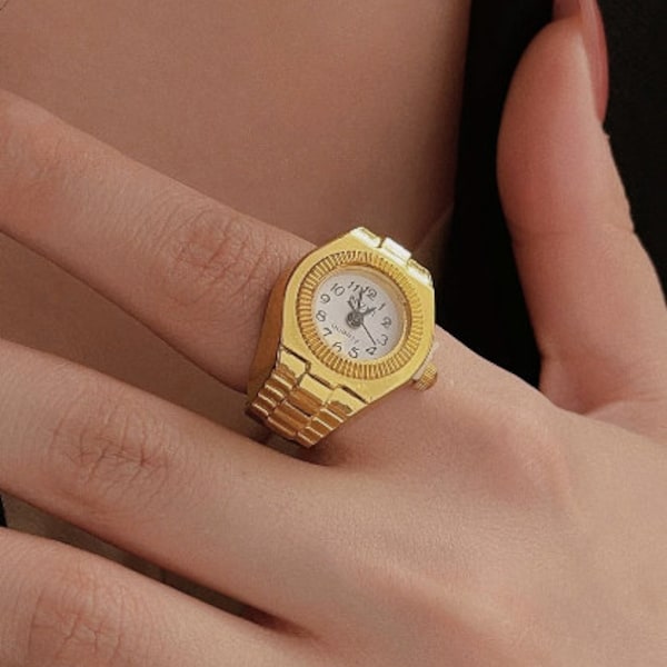 Mini Vintage Clock Finger Ring Unisex Watch Round Creative Quartz Watches Fashion Couple Watches Accessories