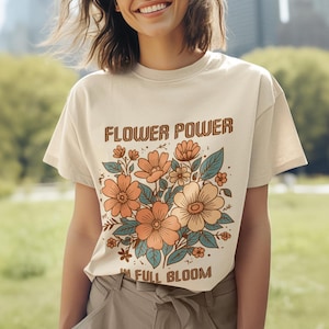 レトロフラワーパワーTシャツ - フルブルームシャツ グルーヴィーな70年代風Tシャツ 花柄 ヴィンテージグラフィック フラワーラバーギフト 夏 ボヘミアン レトロスタイル