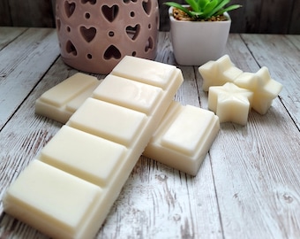 White Hot Chocolate highly scented soy wax melts | Vegan | Eco-Friendly | Cruelty free | Plastic free packaging | Highly fragranced