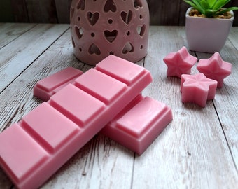 Indian Rose & Musk highly scented soy wax melts | Vegan | Eco-Friendly | Cruelty free | Plastic free packaging | Highly fragranced | Eco soy