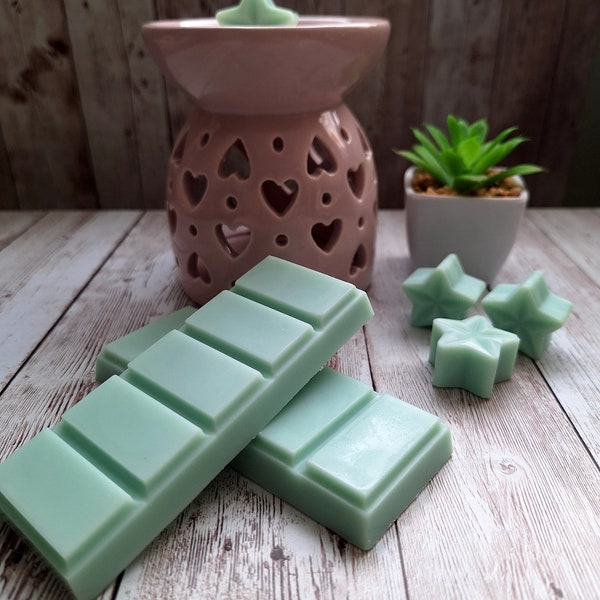 Zoflo Fresh Linen highly scented soy wax melts | Vegan | Eco-Friendly | Cruelty free | Plastic free packaging | Eco Soy Wax