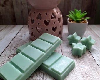 Nordic Woods highly scented soy wax melts | Vegan | Eco-Friendly | Cruelty free | Plastic free packaging | Highly fragranced | Eco soy wax