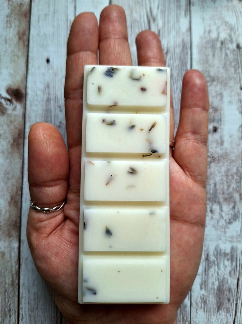 Lavender highly scented soy wax melts Botanical melts Vegan Eco-Friendly Cruelty free Plastic free packaging Highly fragranced image 5