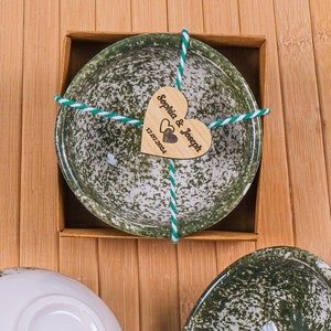 Brautduschschüssel Bevorzugungen für Gäste in loser Schüttung, rustikale Hochzeitsbevorzugungen, Schüttgutdosen, türkisches Cini, personalisierte Massengeschenke, Boho Bevorzugung