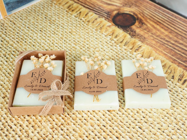 Personalisierte Duftseife Hochzeit Gastgeschenke für Gäste Brautdusche Seife Gefälligkeiten Handgemachte Seifen Favor Floral Seifen Favors Jasmin Duft Bild 8