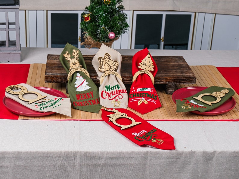 Christmas Napkin Rings Set, Serviette Rings, Christmas Table Decoration, Napkin Holder, Personalized Wooden Napkin Rings, Happy Holiday Favors, Christmas Bulk Favor, Happy New Year Gift, merry Christmas gift, Christmas coworker x-mas noel favors