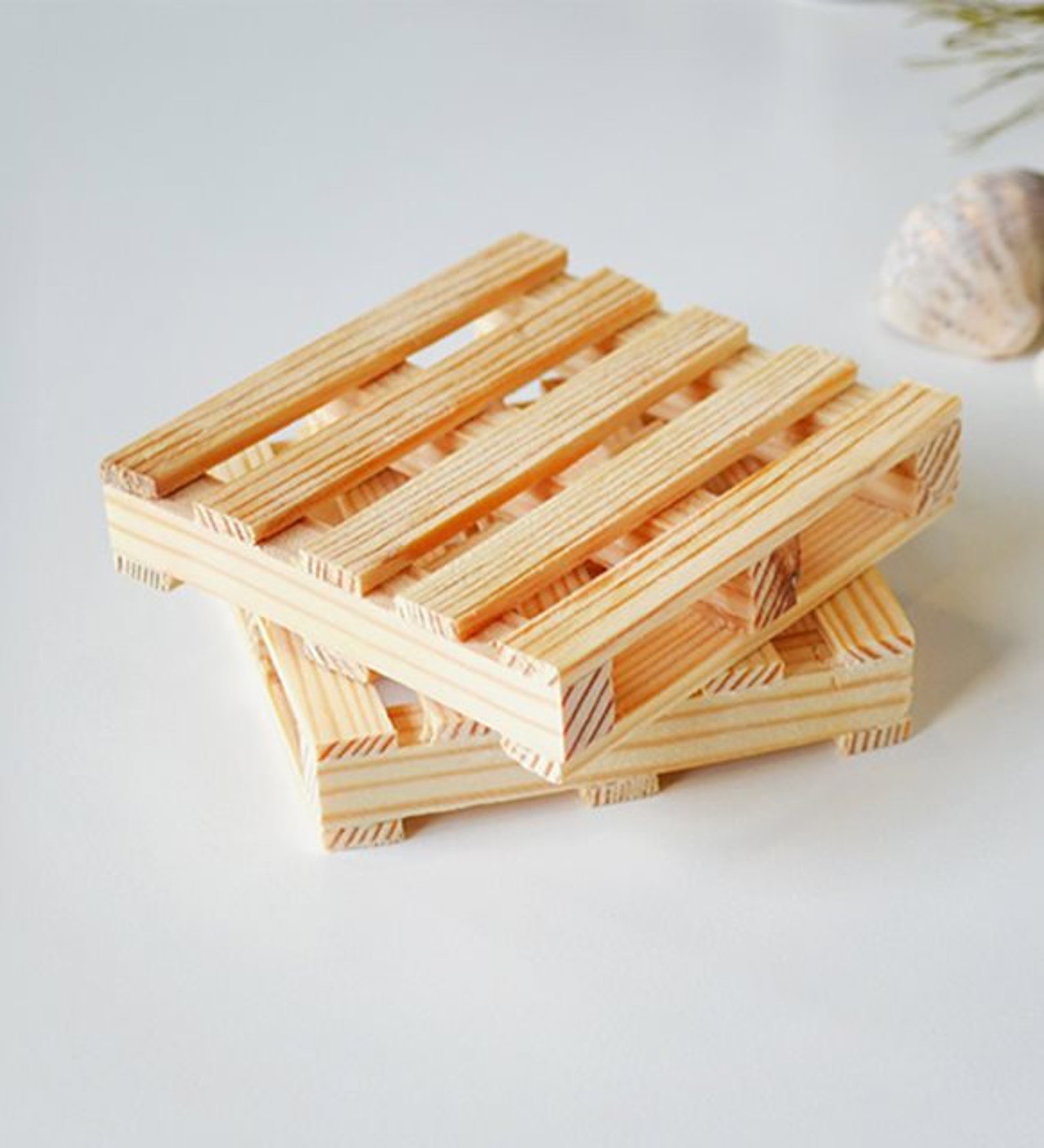 Pallet coaster Etsy