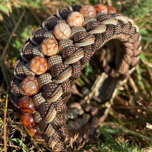 Beige Paracord Bracelet – Adjustable Rope Bracelet, Waterproof, Neutral Style Gift For Men & Women