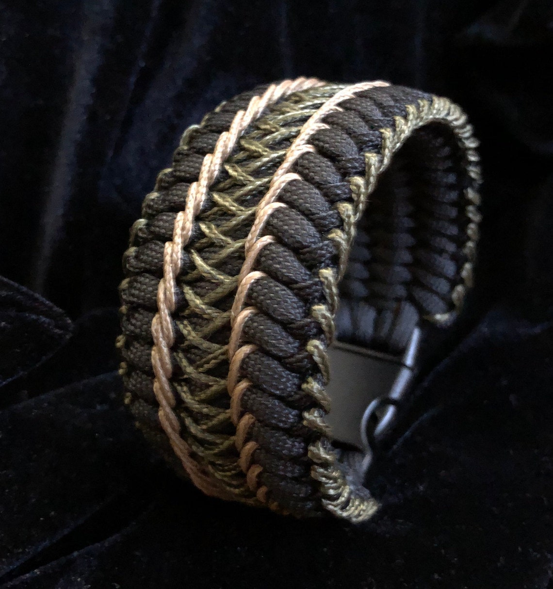 Paracord Bracelet STITCHED TRILOBITE Etsy