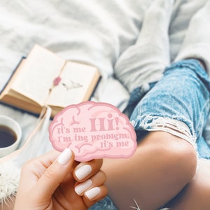 Hi It&#39;s Me Vinyl Sticker | Funny Self-Aware Die-Cut Decal | Humor Gift