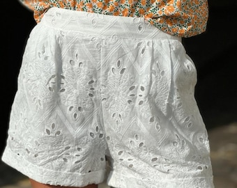 Short Femme Brodé , Short Habillé, Short en Pied de Poule, Vêtement en Chic Esprit Parisienne, bermuda chic, bermuda taille haute,