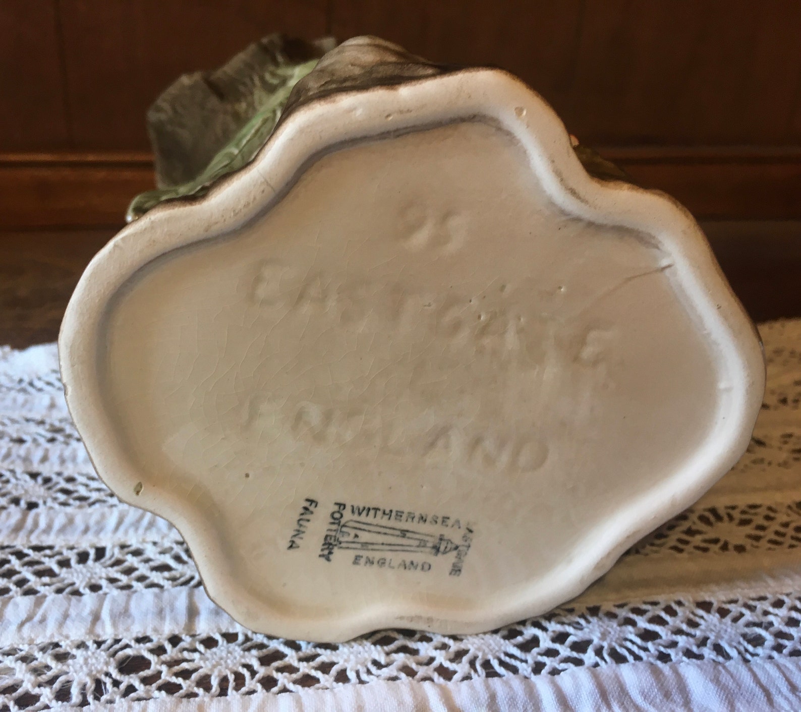 Large Eastgate Pottery Withernsea Fauna Rabbit Tree stump vase Etsy