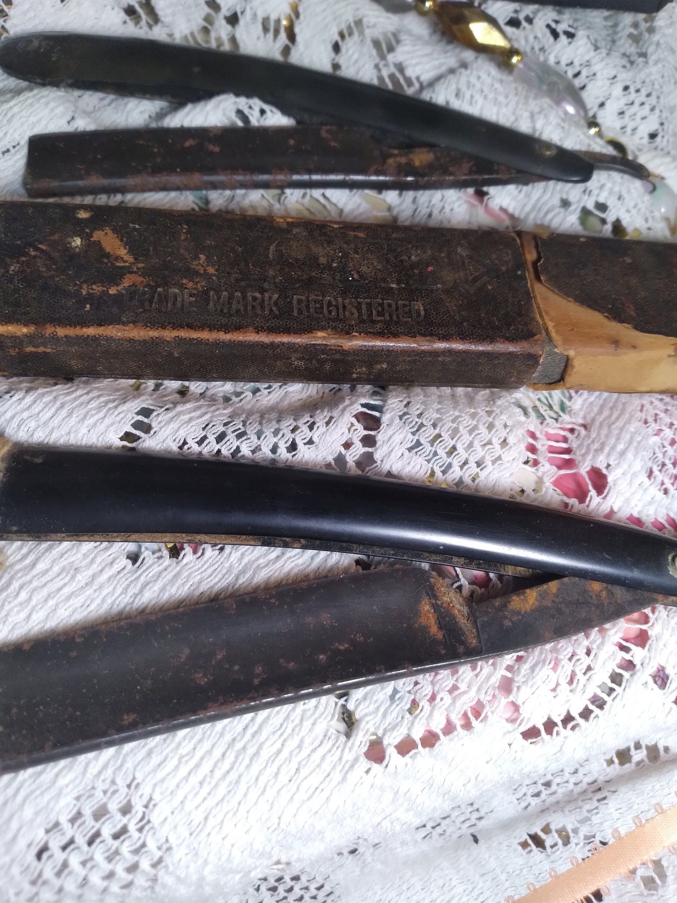 20th Century Straight Razor Collection, Set of 4 With Original Cases