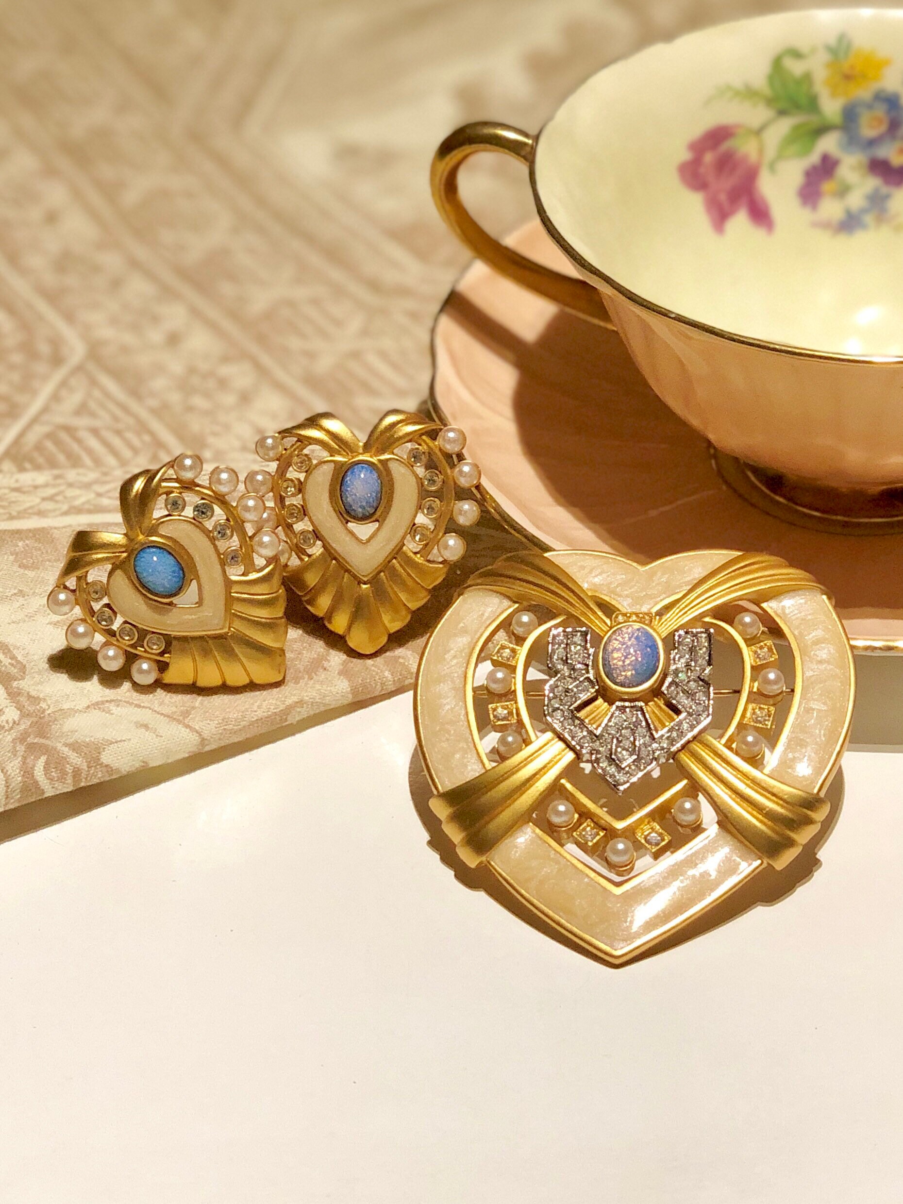『3年保証』 Elizabeth Vintage Taylor Set Hollywood of Heart Avon for アクセサリー