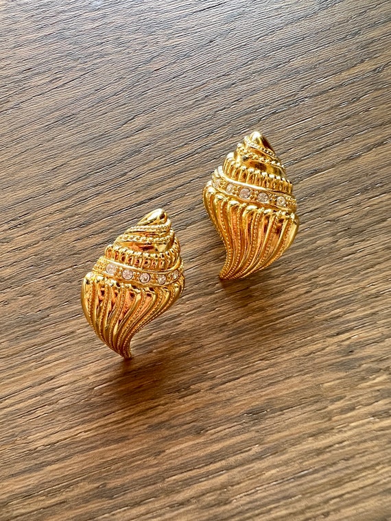 Vintage 1989 KJL for Avon Seashell Clip on Earrin… - image 6