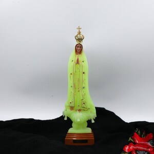 Luminous Our Lady of Fatima 28cm, Glows in the dark Statue Religious, Fluorescent Statue, Luminous hand-painted eyes, Movable crown