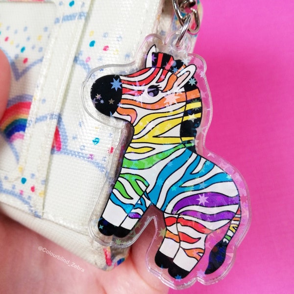 Portachiavi olografico Zebra arcobaleno - Regalo sindrome di Ehlers Danlos - Portachiavi di consapevolezza EDS - Guerriero delle malattie rare - Hypermobile - Zebra forte