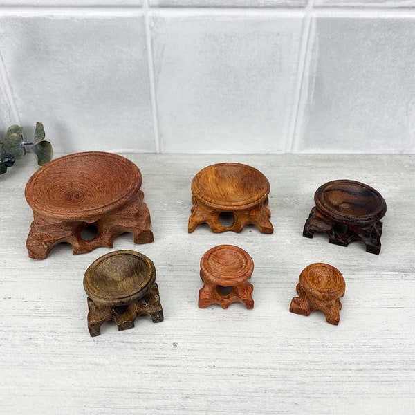 Natural Wooden Sphere Stand Carvings