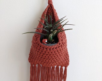 Wanda Wall Hanging Basket. Crochet Hanging Basket. Plant Hanging Basket. Decorative Storage Basket.