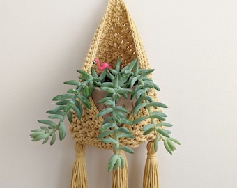 Becks Wall Hanging Basket. Crochet Hanging Basket. Plant Hanging Basket. Decorative Storage Basket.