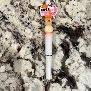 Beaded pens, coffee bead pens, gifts for her, coffee lover, personalized pens, office supplies, coffee, she wants the d