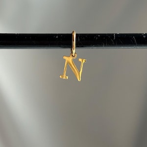 Dije de letra inicial de oro, dije de letra de acero inoxidable chapado en oro de 18 k, joyería con letra inicial, dije de collar, dije de pulsera