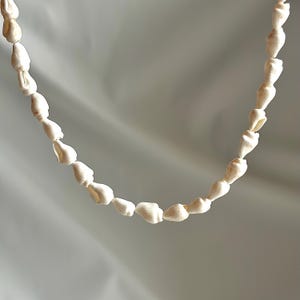 Natural Shell Beaded Necklace, Shell Beach Jewellery, Dainty Sea Shell Necklace, Summer Ocean Necklace, Costal Summer Jewellery