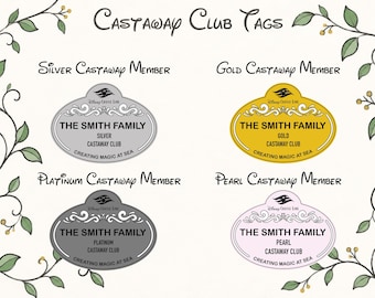 Könnte beinhalten: Vier ovale Castaway Club-Anhänger in Silber, Gold, Dunkelgrau und Hellrosa. Jeder Anhänger zeigt den Text THE SMITH FAMILY, das Disney Cruise Line-Logo und den Schriftzug CREATING MAGIC AT SEA, umrahmt von dekorativen grünen Ranken.