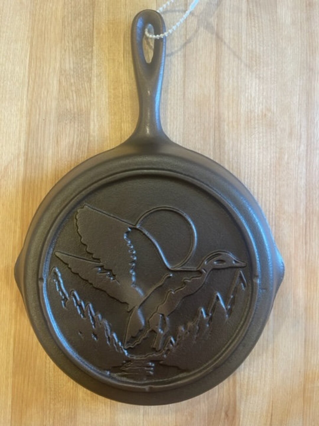■PREMIUM★ビンテージ■LODGE ワイルドライフシリーズ 鴨 20.32 cm Cast Iron Skillet with Duck Logo（スキレット 8