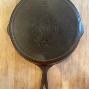 Griswold #8 Slant/Erie Label Skillet - Restored - 019478
