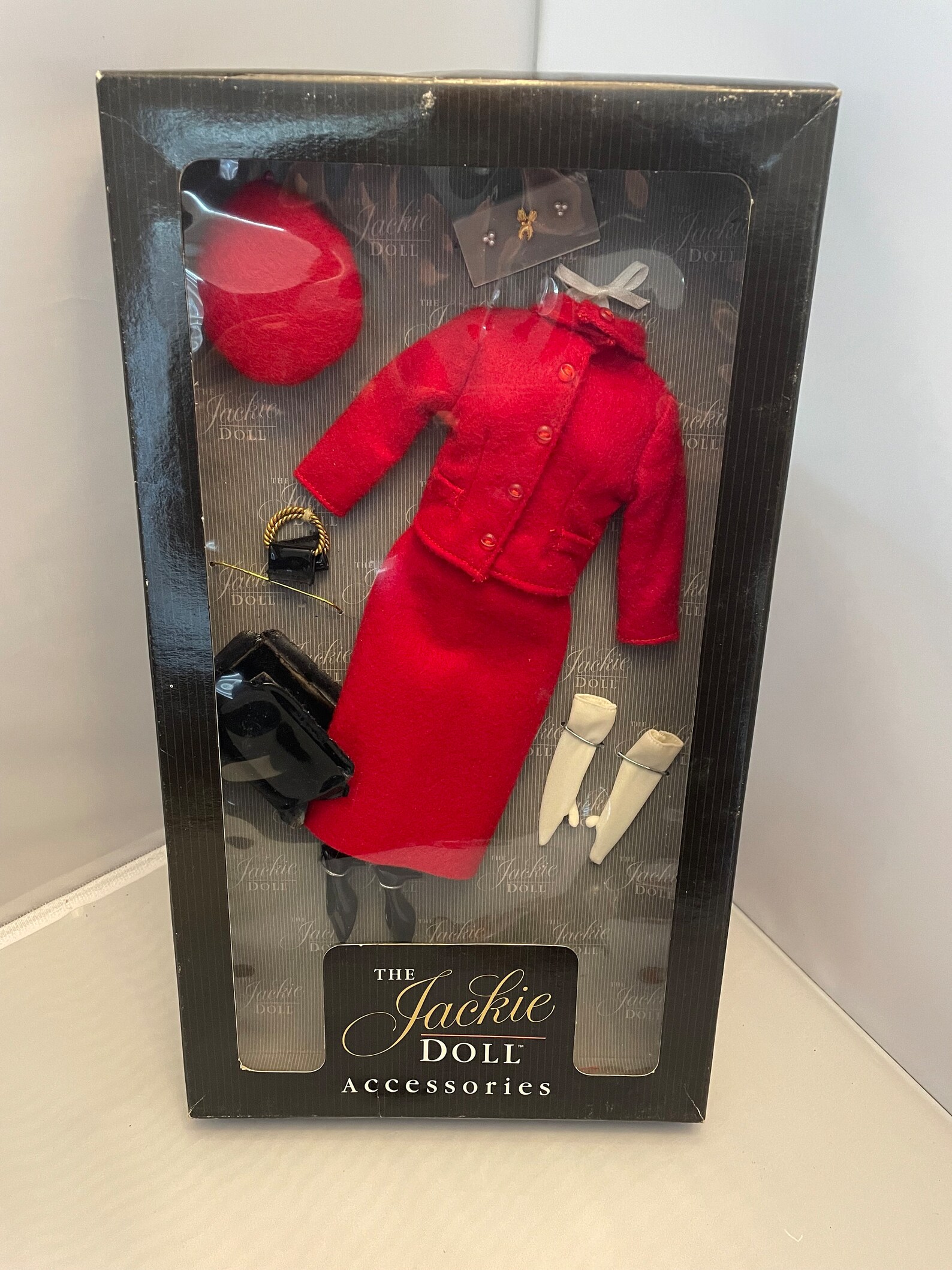 Franklin Mint, the Jackie Kennedy Doll, 4 Outfits, Wardrobe Chest and