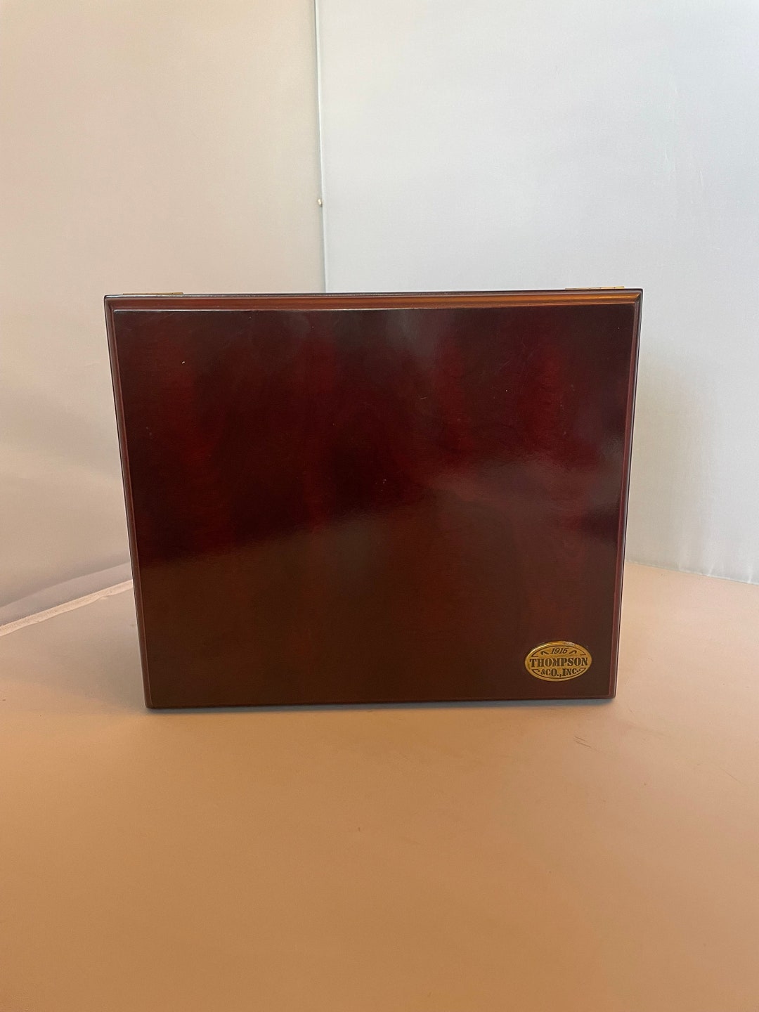 1915 Thompson & Co Humidor Etsy