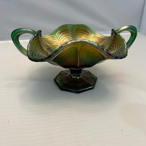 Fenton Peacock Tail, Green, 8 1/2 inches long, 5 1/2 inches wide, 4 inches tall.