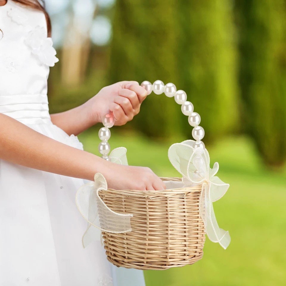 Rattan Flower Basket, Mini Straw Rattan Baskets, Wedding Flower Girl  Basket, Wicker Rattan Flower Basket with Handle,Petal Basket Candy Storage  Basket