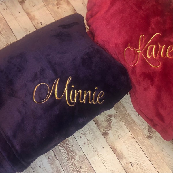 Adult Fleece Throw-Personalized Custom Embroidered Blankets Cursive Font