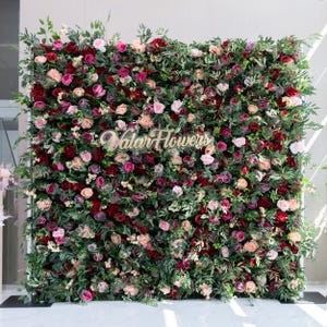 Incantevole giardino di rose in tessuto arrotolabile, fiori artificiali 3D magenta e rosa, perfetti per matrimoni e eventi nella foresta.