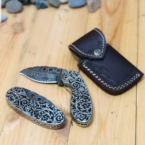 Coltello pieghevole in acciaio damasco con rivestimento in pelle, coltello tascabile fatto a mano con rivestimento in pelle, regalo di anniversario di 1 anno per il fidanzato