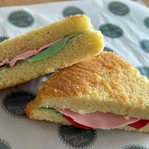Cake sandwich in 11 flavours