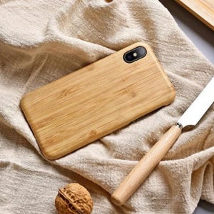natural wood design eco bamboo iphone case shockproof biodegradable wood phone cover sustainable iphone 16, 15, 14, 13, 12, 11, x, xs case.jpg