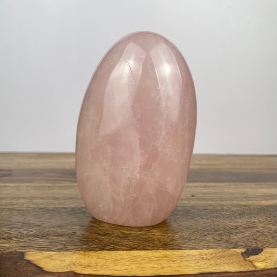 本物のローズクォーツクリスタル フリーフォーム 天然ピンクローズ