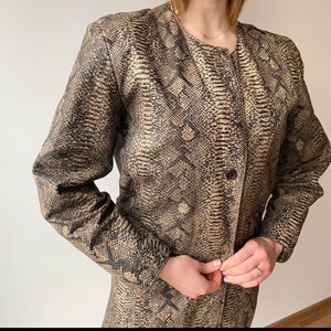 Begedor Italia Genuine Leather Woman Jacket, 80s Vintage Blazer snake pattern, Rare Jacket EU 40 snake skin vintage leather blazer for women image 3