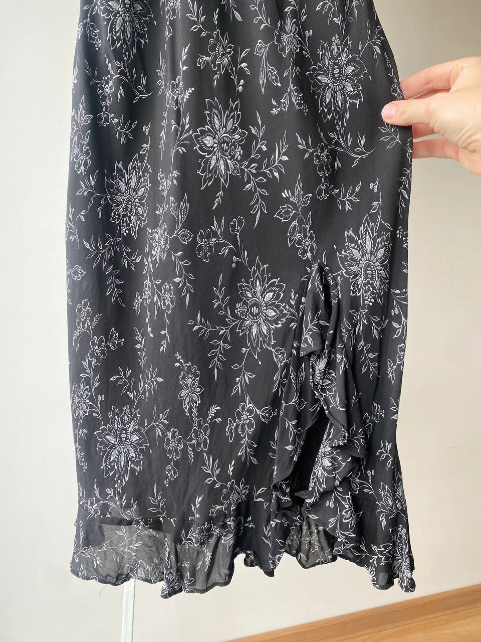 Ann Taylor Vintage 100% Silk Black Floral Evening Dress XS Size Womans, Midi Evening Dress 1990s Black Bodycon Elegant Dress, Vintage Chic - Etsy Ann Taylor Vintage 100% Silk Black Floral Evening Dress XS Size Womans, Midi Evening Dress 1990s Black Bodycon Elegant Dress, Vintage Chic - Etsy