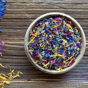 CHILL herbal blend • mood enhancer • herbal tea • marijuanilla, damiana, skullcap, rose petals, calendula, lemon balm, blue cornflower