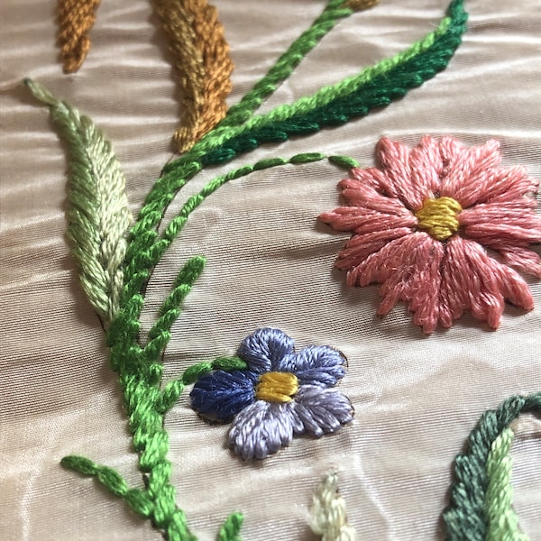 French antique ecclesiastical silk panel with hand embroidered flowers and leaves. Bullion fringe to bottom & passementerie trim top. 1.32m