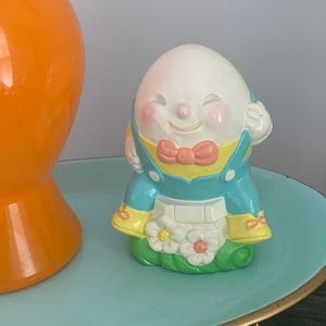 Vintage Avon Humpty Dumpty Coin Bank- 1982 Ceramic Bank Vintage Coin Bank Vintage Piggy Bank Vintage Humpty Dumpty Vintage Avon Change Bank