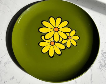 1970s Flower Power Decorative Tray - Avocado Green Plastic Serving Tray with Yellow Daisies 1970s Vintage Serving Tray