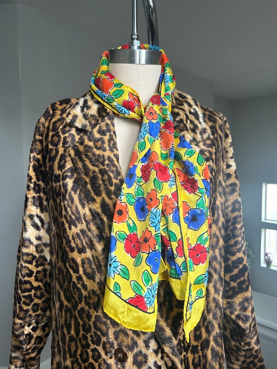 Silky Headscarf - Vintage Echo Scarf Vintage Scarves Hair Scarves Head Scarf Neck Scarves Pretty Scarves Silky Scarves Silky Fabric Scarf